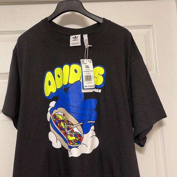 Adidas tshirt - Picture 2 of 5